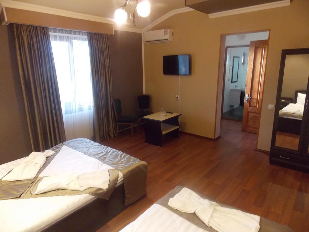 Hotel Almi 아할치헤 객실 사진