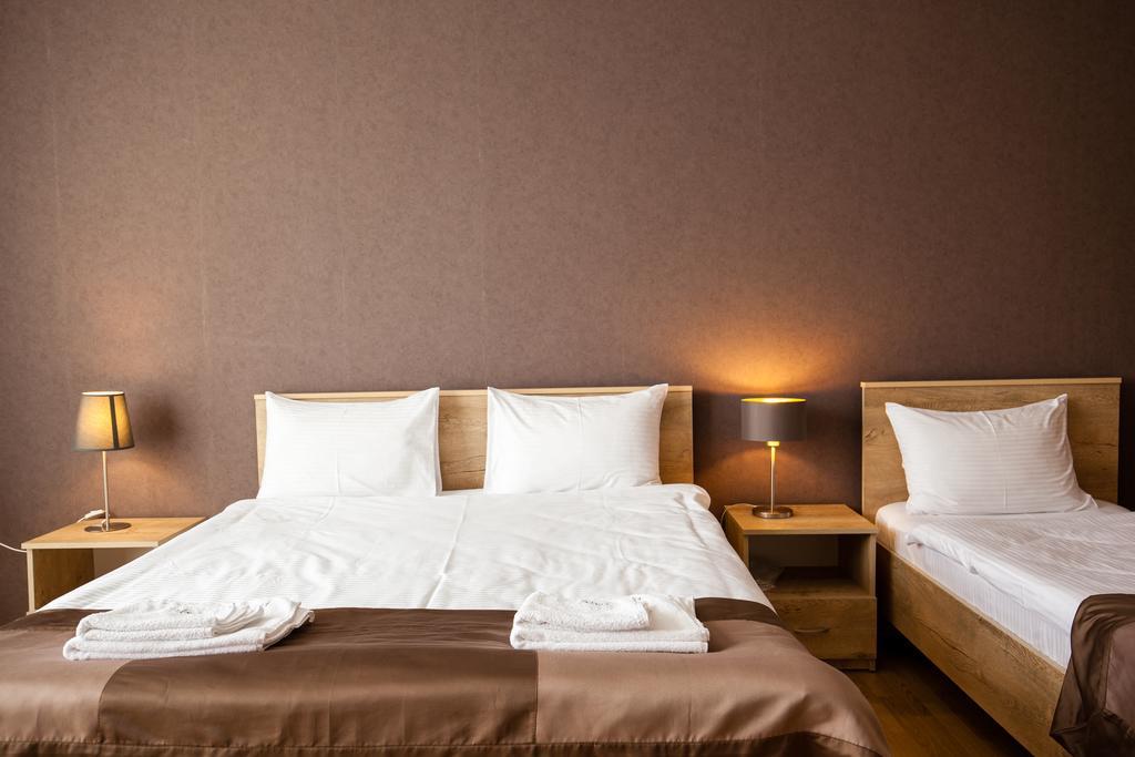 Hotel Almi 아할치헤 외부 사진