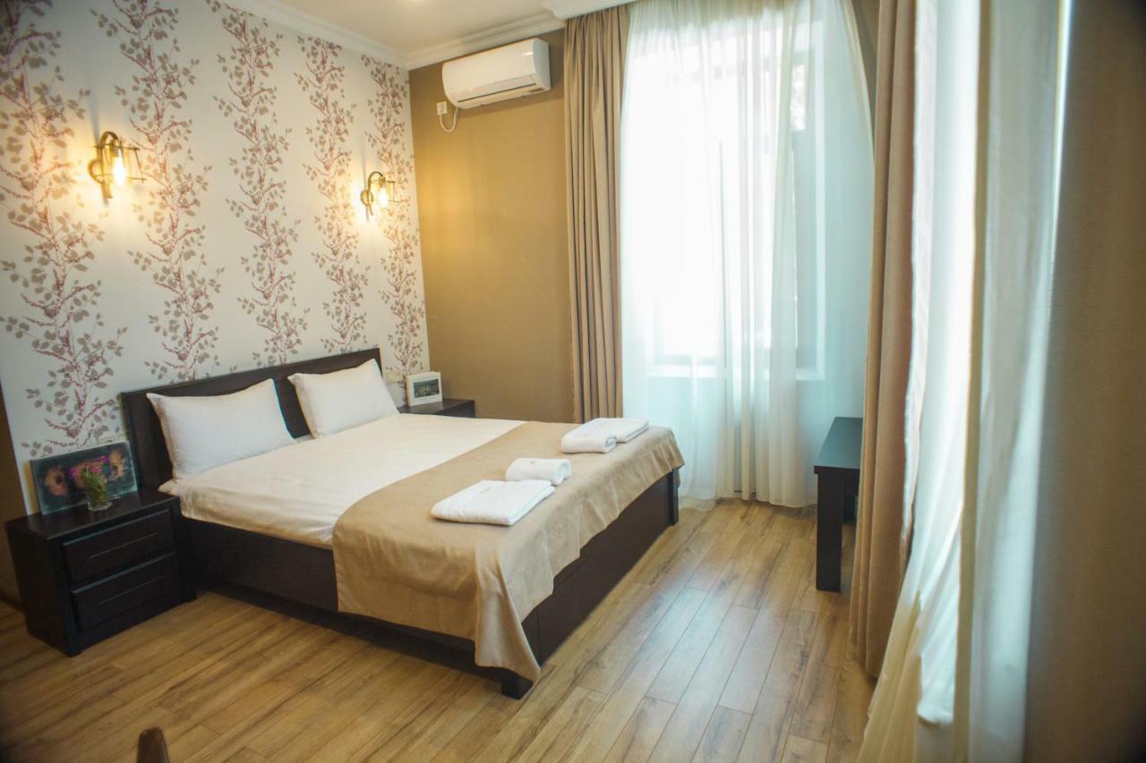 Hotel Almi 아할치헤 외부 사진